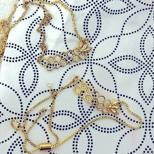 Mary Kay Bee Honeycomb Set